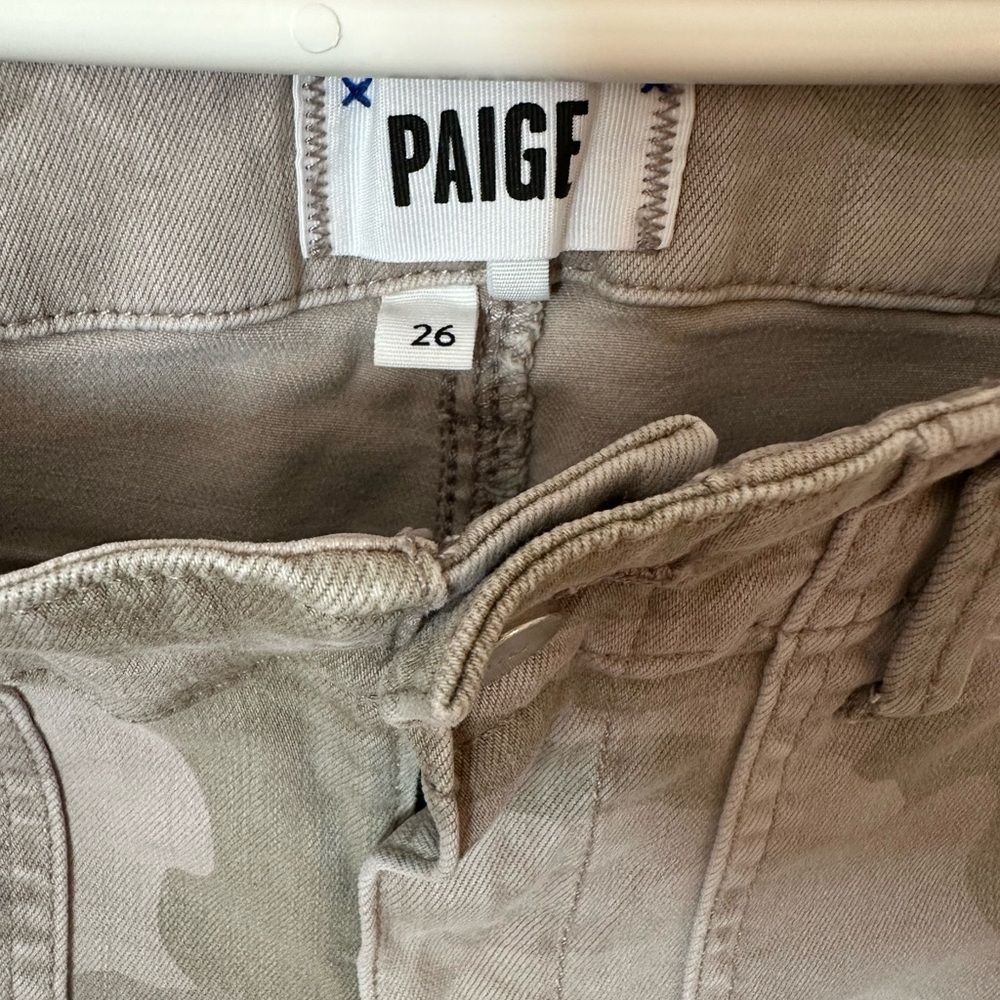 PAIGE Light Gray-Green Camo Cropped Mayslie Joggers - Picture 3 of 7